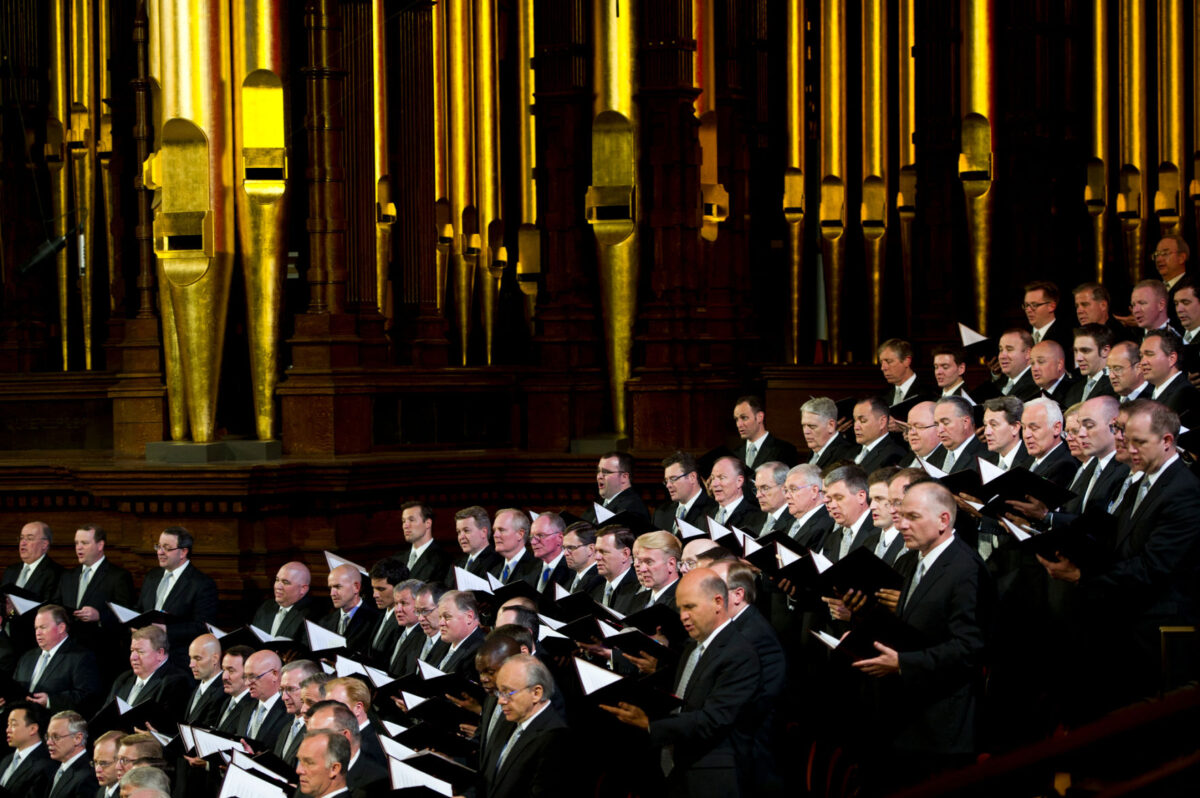 In ‘Singing with Angels,’ local filmmakers get unprecedented access to